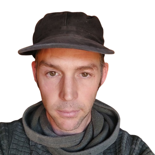 Frank - pritës dhe bashkëpronar i PasneserPark